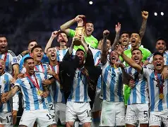 乐鱼体育APP官方下载-法兰克福vs多特蒙德  第1张